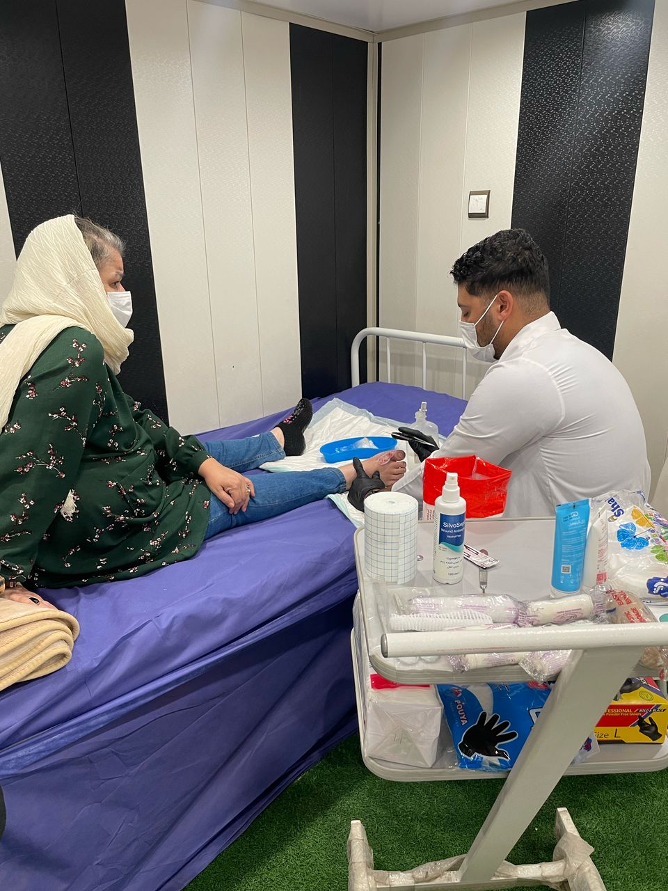 بهترین کلینیک درمانگر زخم در ورامین