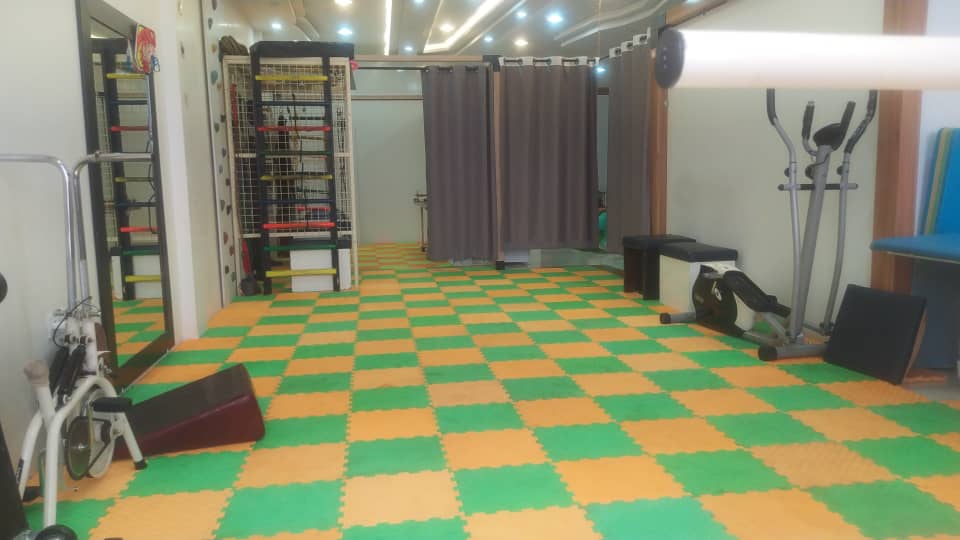 کلینیک کاردرمانی و گفتاردرمانی در قرچک