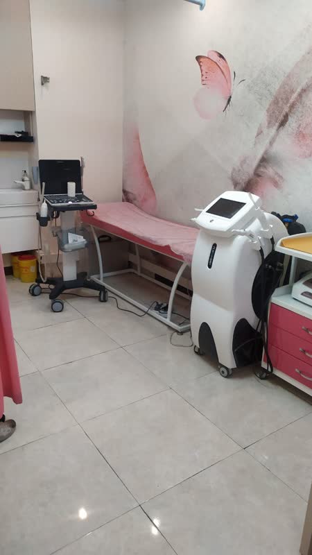 بهترین متخصص زنان و زایمان در کارون تهران